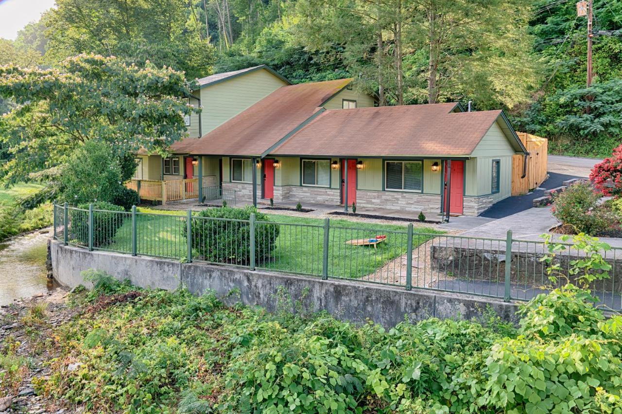 Newly Remodeled Motel In Gatlinburg! Exterior photo