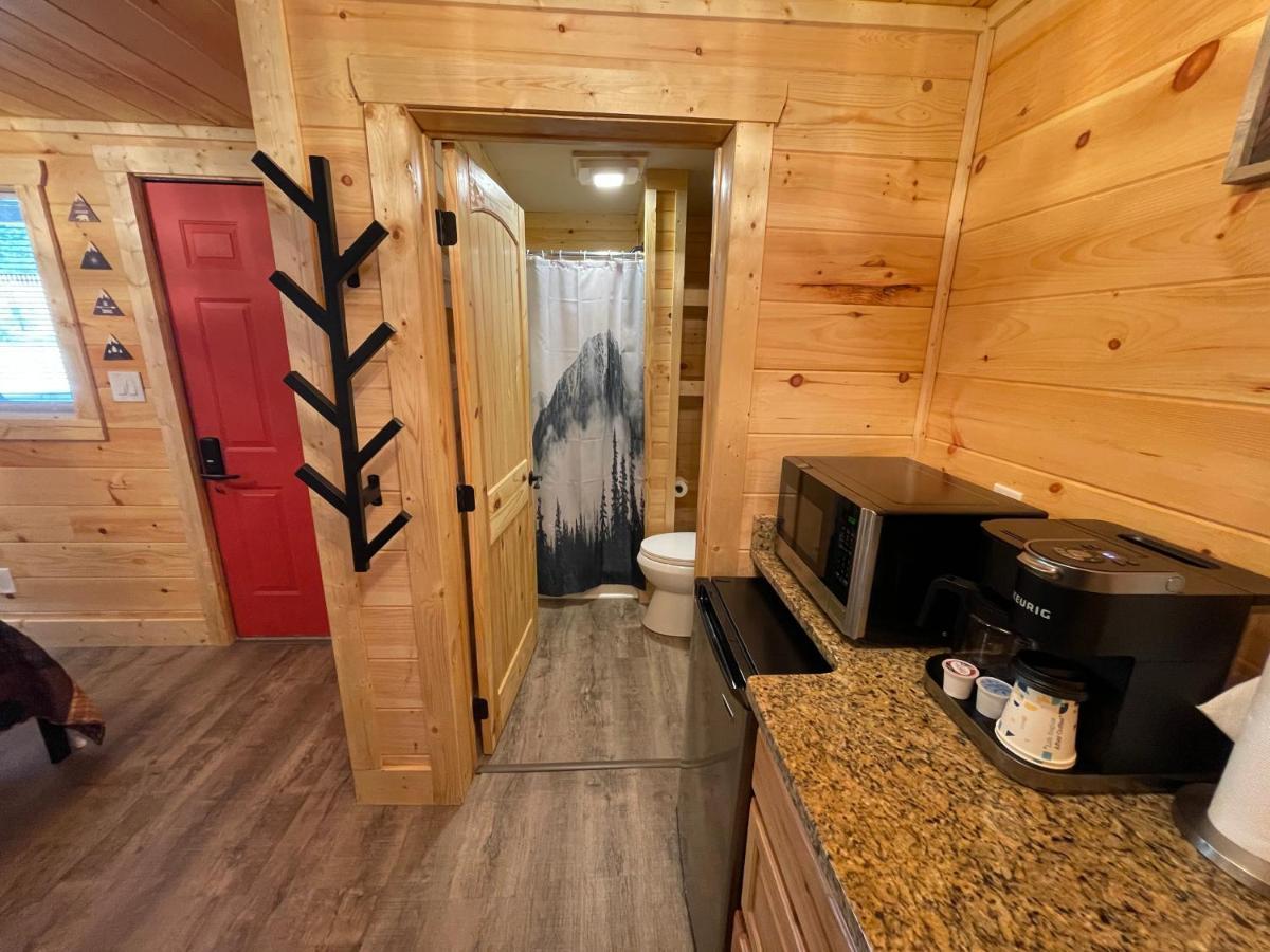 Newly Remodeled Motel In Gatlinburg! Exterior photo